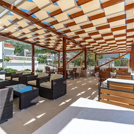 Vedrana (adults Only) Podstrana