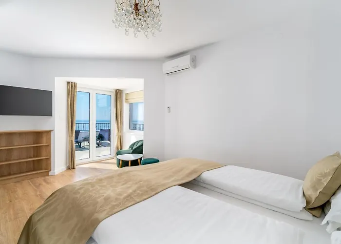 Vedrana (adults Only) 포드스트라나